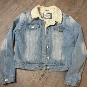 Ashley Vintage Charm Sherpa Denim Jacket Women’s L Light Blue Distressed